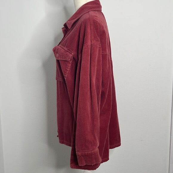 Forever 21 corduroy snap up shirt.  Snaps are distressed, see picture.  Size M - Picture 2 of 4